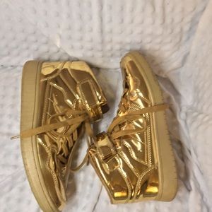 Madden womens high top sneakers sz 11